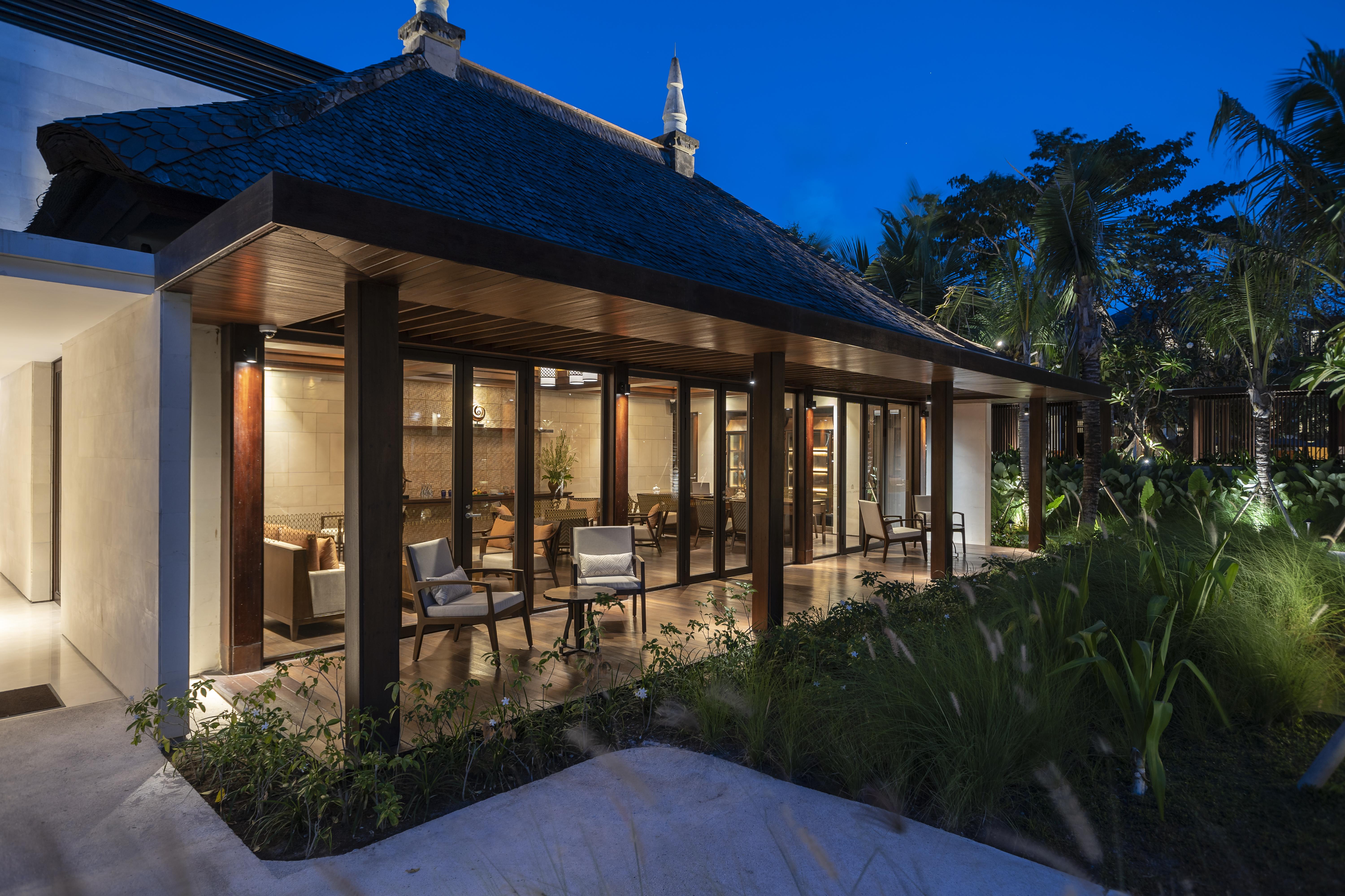 Ramayana Suites And Resort Кута Екстер'єр фото The Beach Club at The Standard, Hua Hin