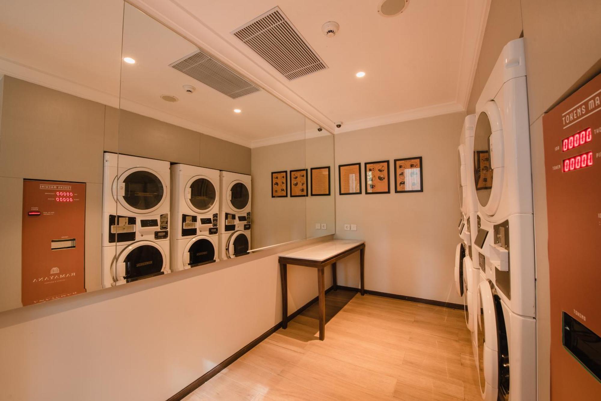 Ramayana Suites And Resort Кута Екстер'єр фото Laundry room