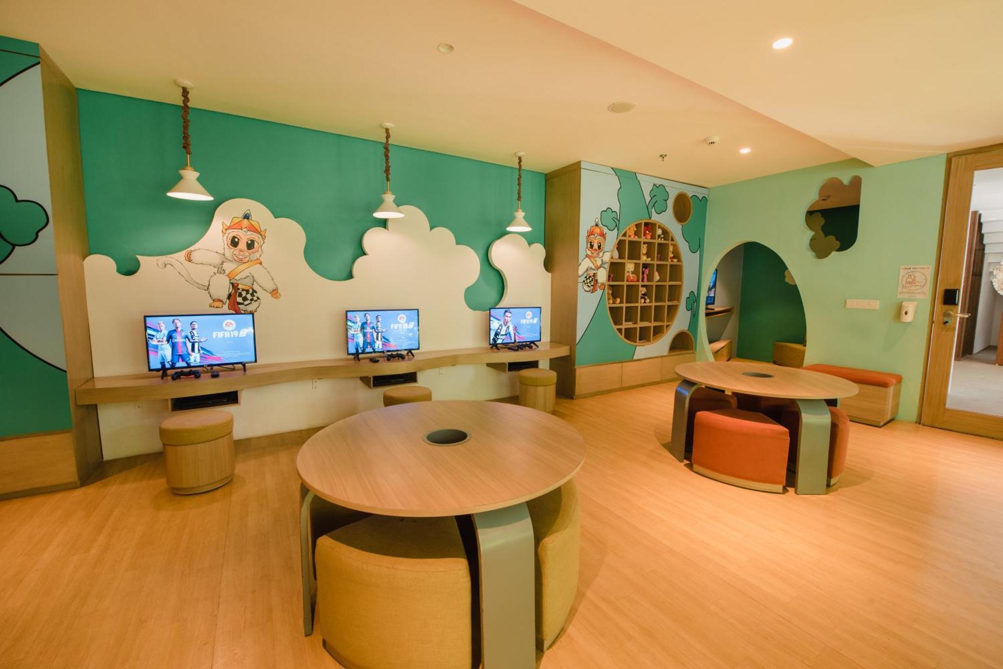 Ramayana Suites And Resort Кута Екстер'єр фото The Children's Hospital of Philadelphia